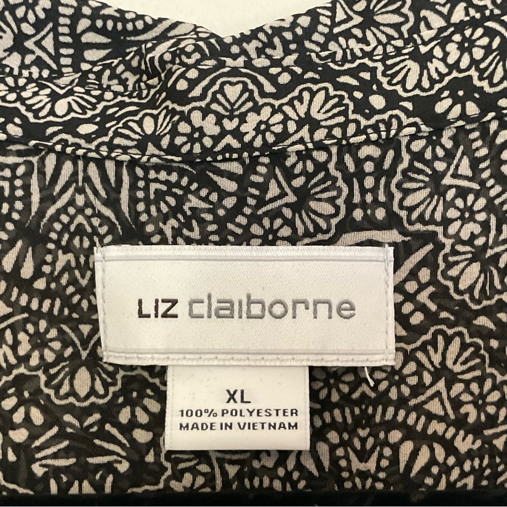 Liz Claiborne black & white Semi-sheer Top with black camisole. Size XL. NWT - Picture 8 of 11